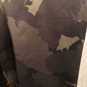 Lululemon wunder under